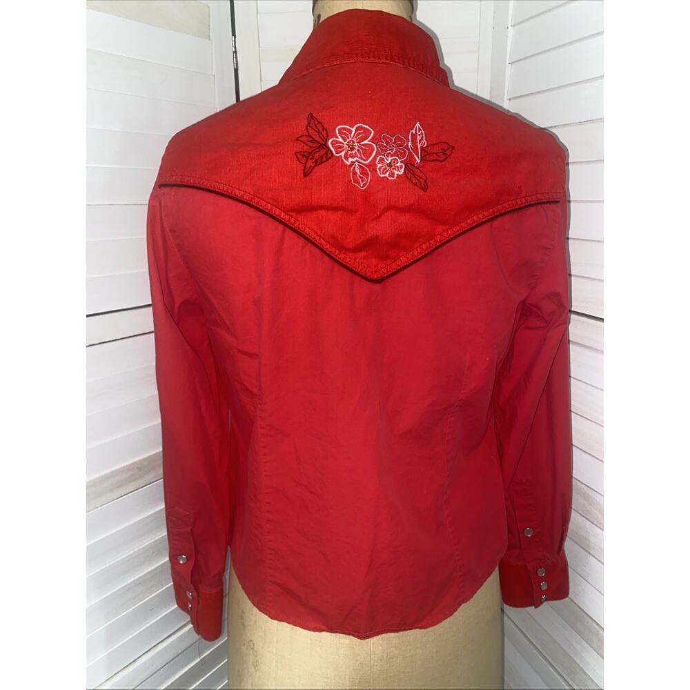 i.e Relaxed Floral Embroidered Top Women’s Size 10 Red Cowgirl Western - Picture 6 of 9